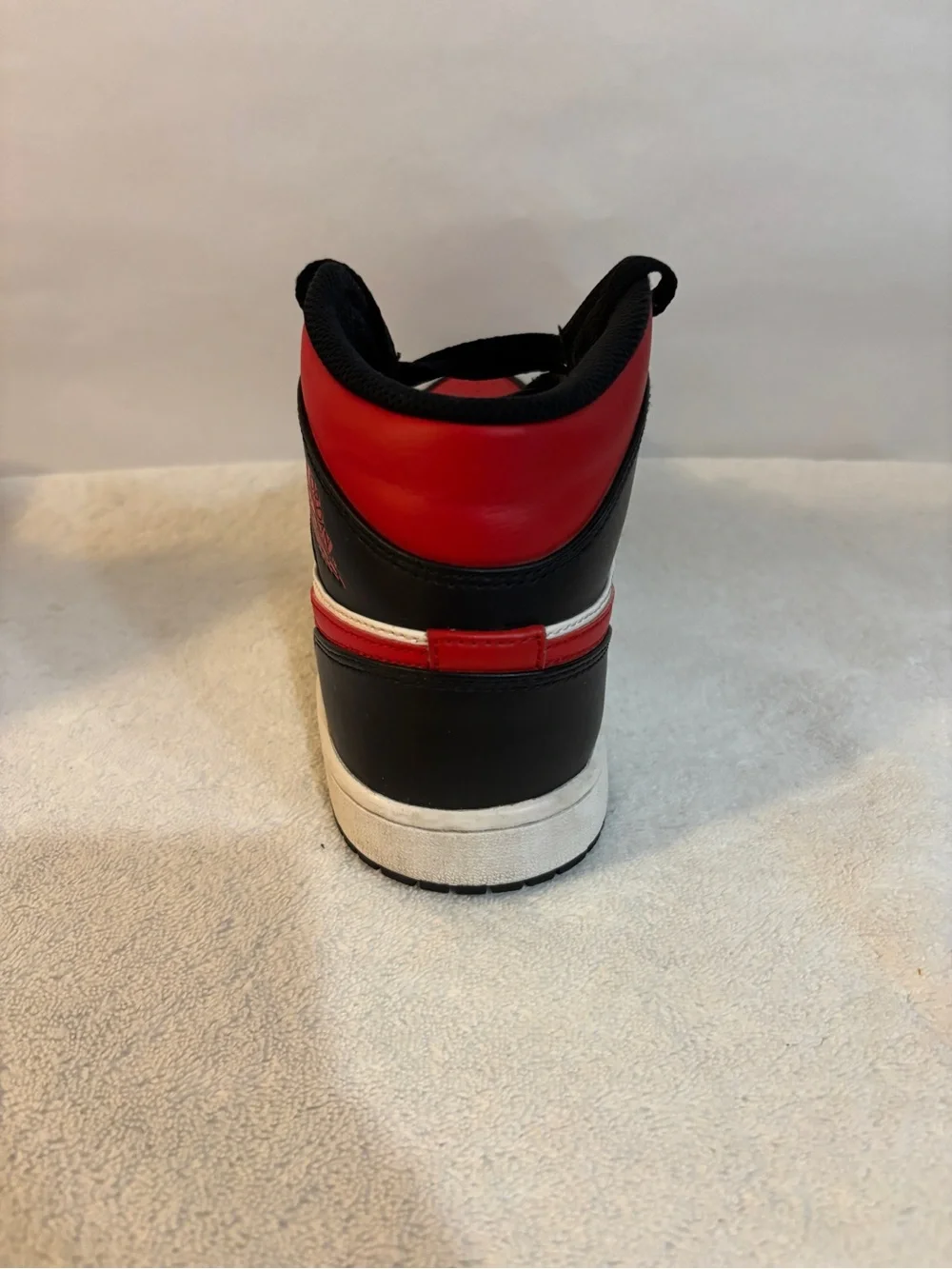 Jordan mid “bred